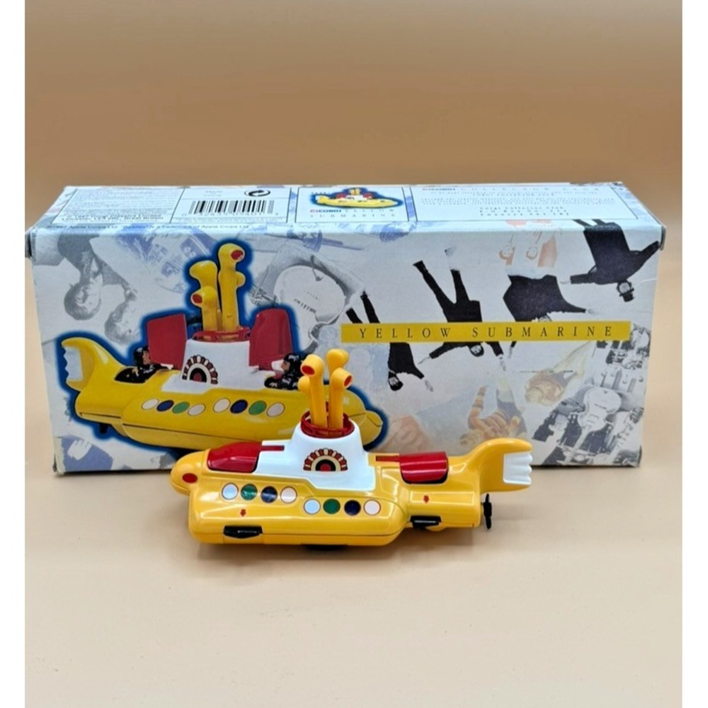 The Beatles Yellow Submarine Corgi Classics 05401 Diecast 1997 w/ Box